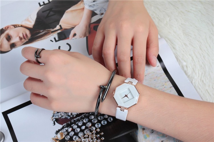 Жіночий годинник white №24073