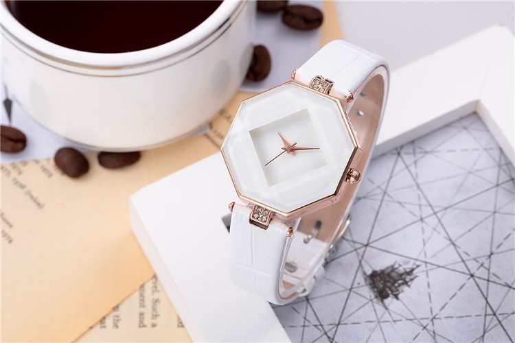 Жіночий годинник white №24073