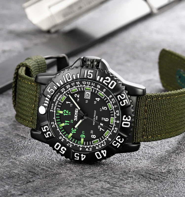 Чоловічий годинник Skmei army green