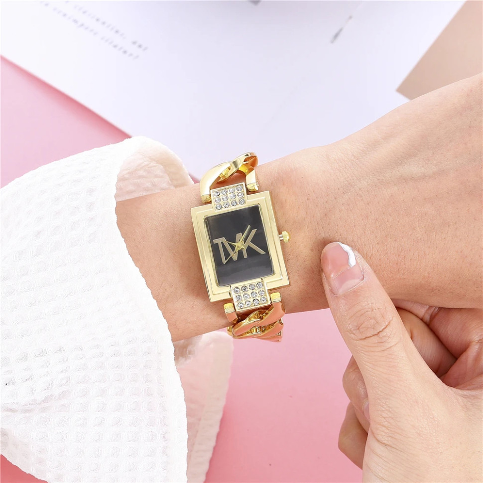 Жіночий годинник MK gold + black
