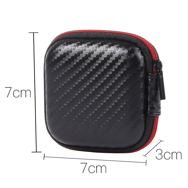 Чохол для навушників Black Carbon 7х7 см 